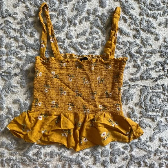 American Eagle smocked waist sleeveless crop top - golden yellow floral print - Picture 3 of 9